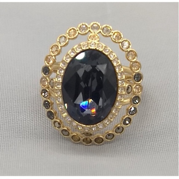 Swarovski Gold Ring with Black Crystal - Picture 1 of 3